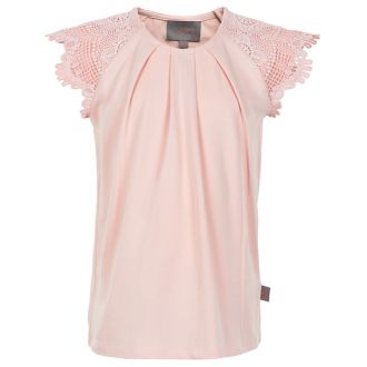 Creamie top with lace sleeves